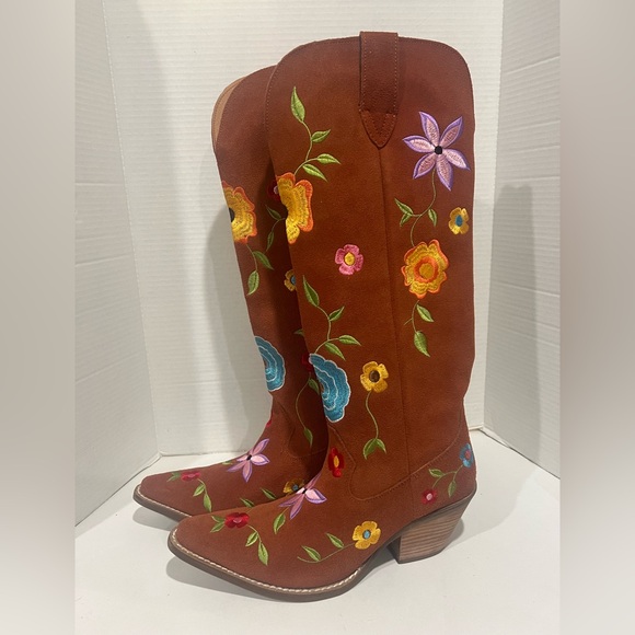 Dingo Flower Power Suede Embroidered Western Boots Womens Size 9.5 NEW! - Picture 3 of 13